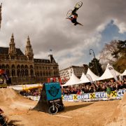 2014_04_09_Newsletter_BF_560px